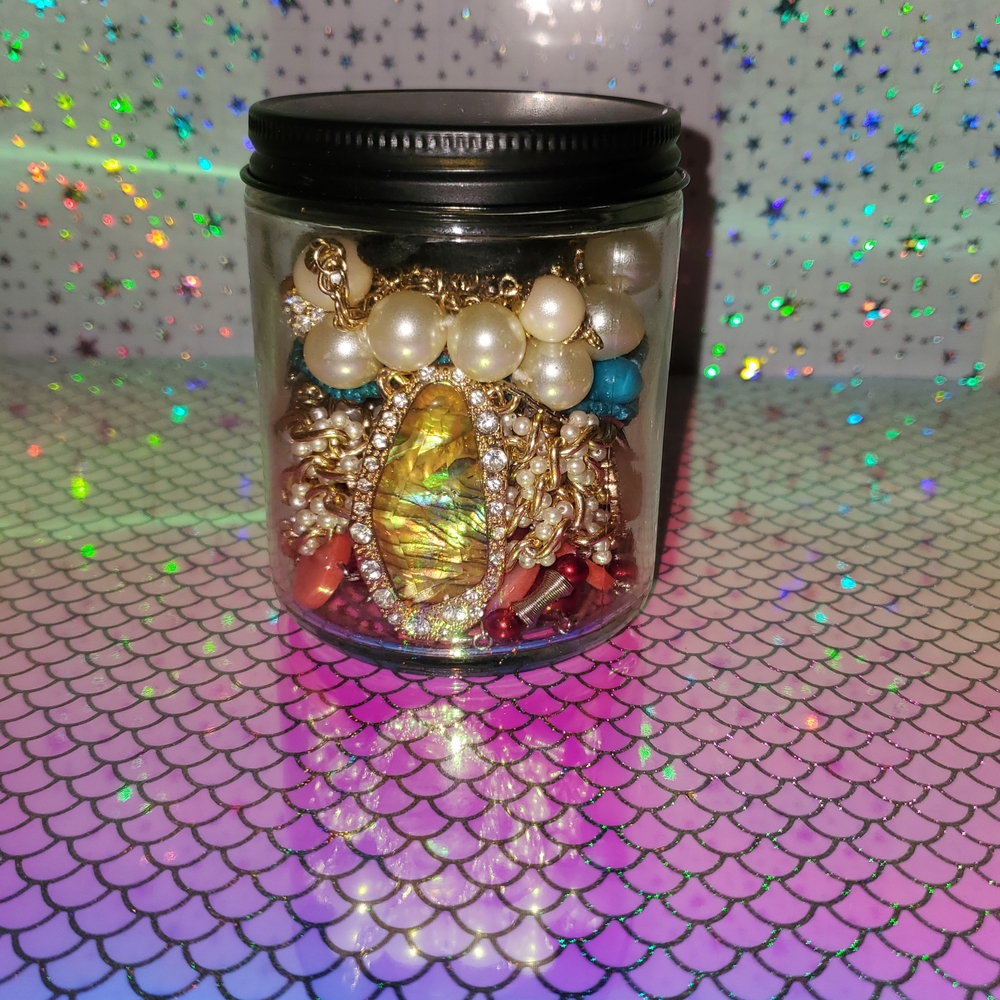 Source Unknown Pearl And Shell Bracelet - image 4